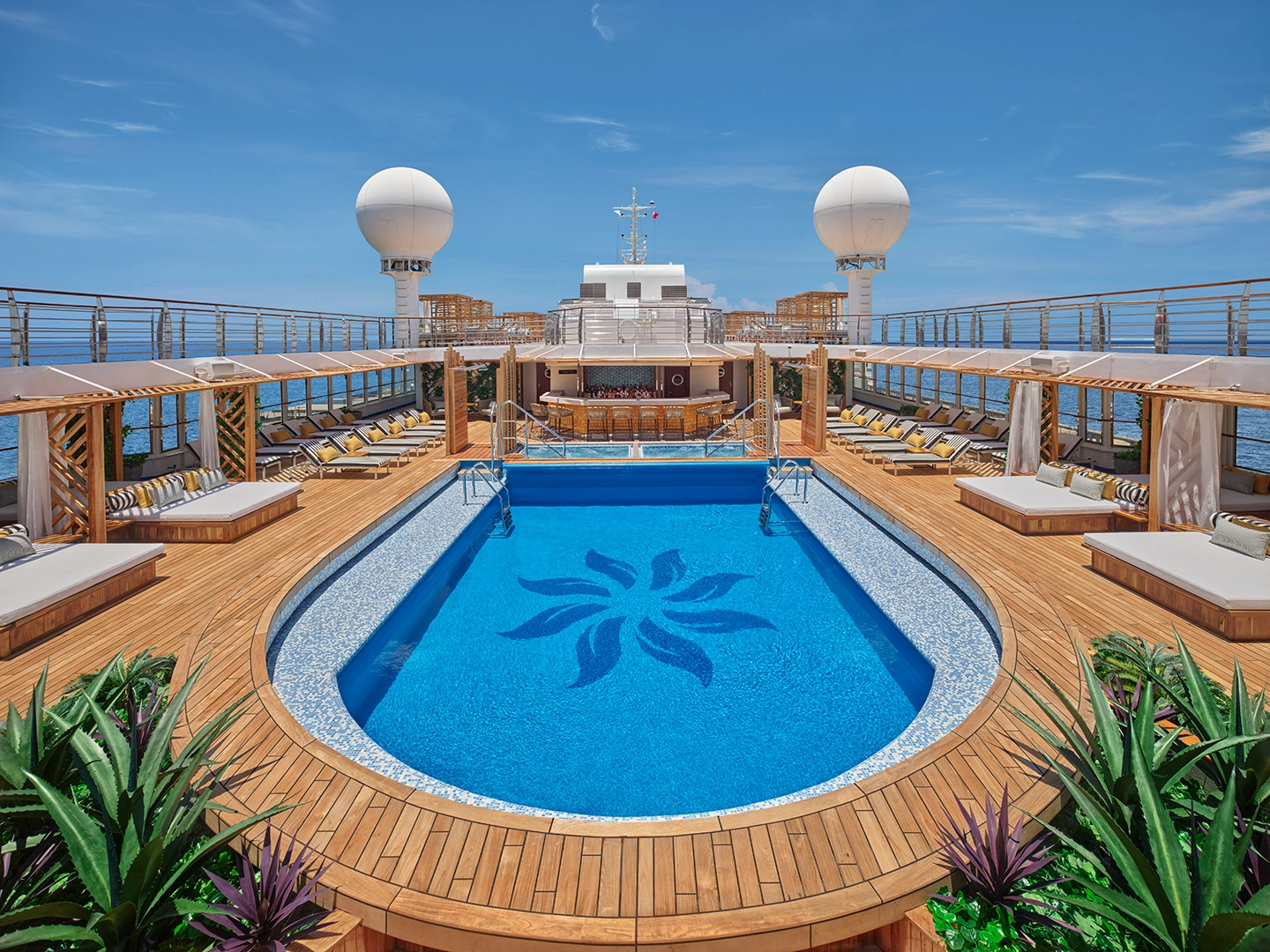 mega-yacht-gallery-item